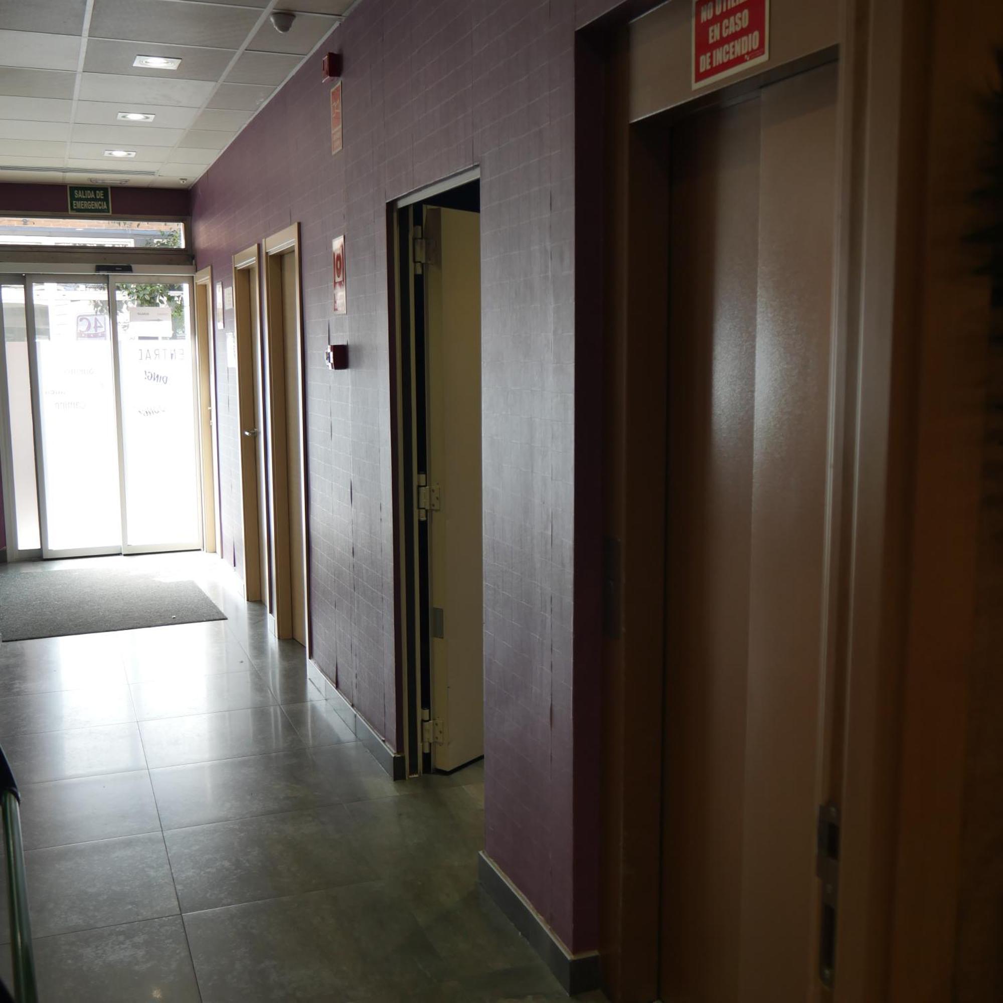 Hostal 4C Cuatro Caminos Madrid Bagian luar foto