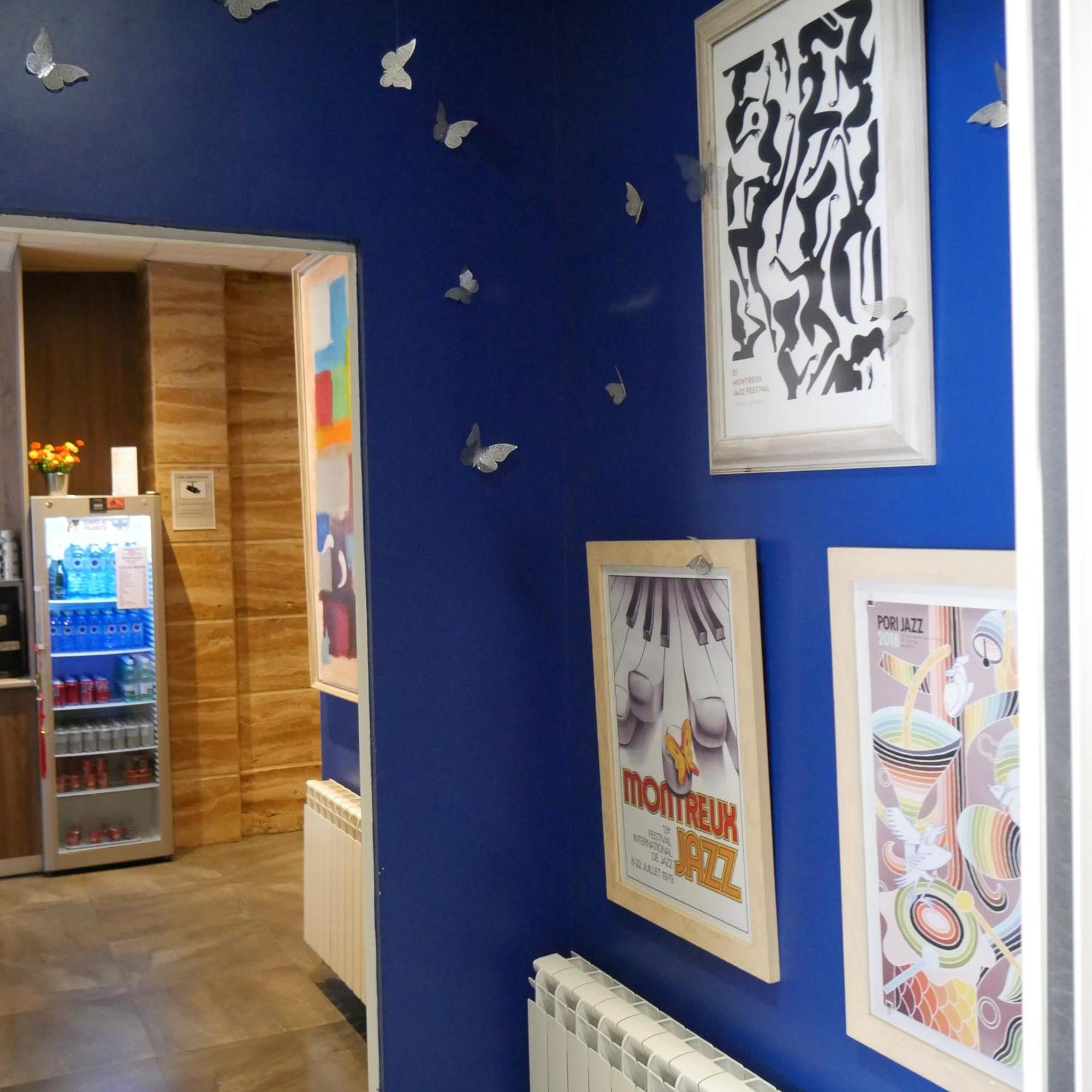 Hostal 4C Cuatro Caminos Madrid Bagian luar foto
