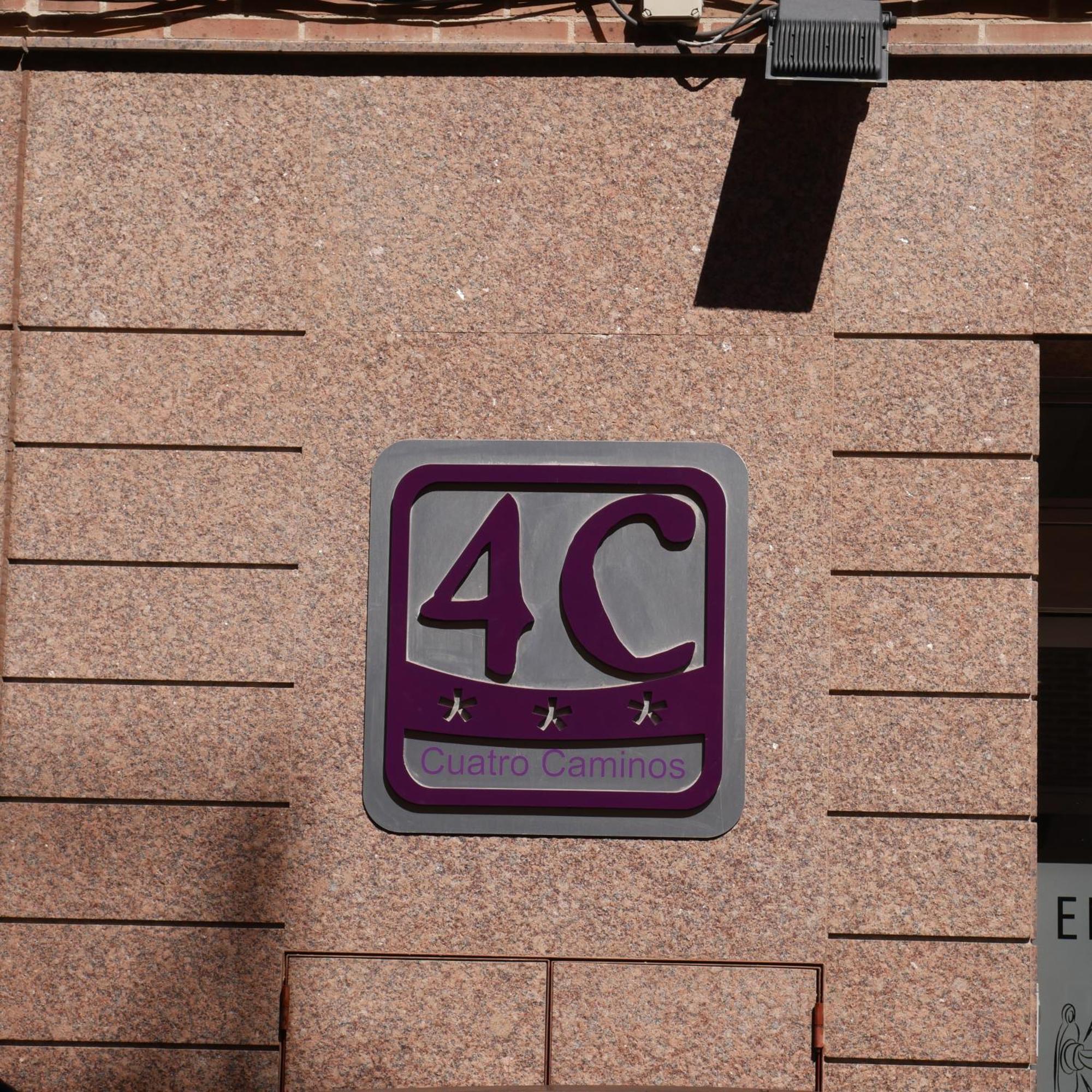 Hostal 4C Cuatro Caminos Madrid Bagian luar foto